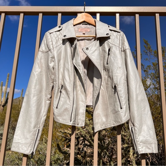 ⬇️Philosophy Women’s Zipper Jacket Size M Color Gray/Silver Looking Lots of Zips - Picture 5 of 15